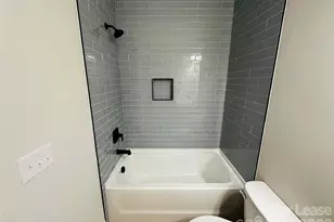 521 N Linwood Ave, Charlotte, NC 28216 - Photo 29