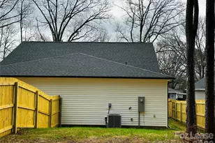 521 N Linwood Ave, Charlotte, NC 28216 - Photo 37
