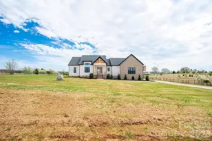 1353 Maple Lee Ct, Lincolnton, NC 28092 - Photo 1