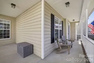 20042 Northport Dr, Cornelius, NC 28031 - Photo 3