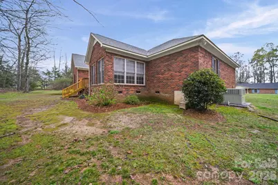 410 W Elm Street, Wingate, NC 28174 - Photo 9