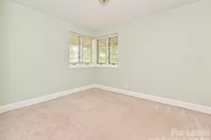 2441 Vail Ave, Charlotte, NC 28207 - Photo 17