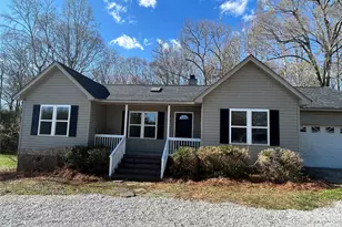 208 Poplar St, Heath Springs, SC 29058 - Photo 1