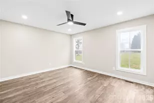 242 Bradley Farm Rd, Statesville, NC 28625 - Photo 15