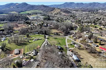 131 Skyline Drive #31, Canton, NC 28716 - Photo 17