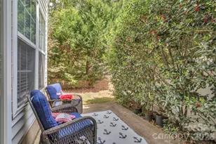 1802 Robinwood Village Dr, Gastonia, NC 28054 - Photo 15