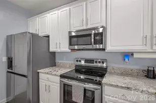 1802 Robinwood Village Dr, Gastonia, NC 28054 - Photo 11