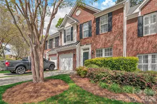 1802 Robinwood Village Dr, Gastonia, NC 28054 - Photo 5