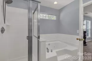 1802 Robinwood Village Dr, Gastonia, NC 28054 - Photo 31