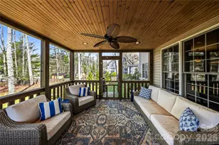 1017 Columbine Rd, Asheville, NC 28803 - Photo 13