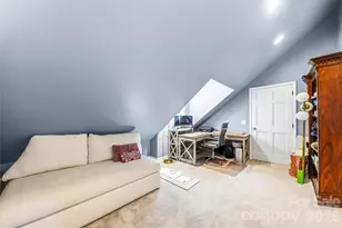 1017 Columbine Rd, Asheville, NC 28803 - Photo 25