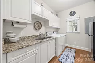 215 Ballard Ct, Fort Mill, SC 29715 - Photo 17