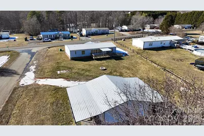 4610 Deal Road, Claremont, NC 28610 - Photo 7