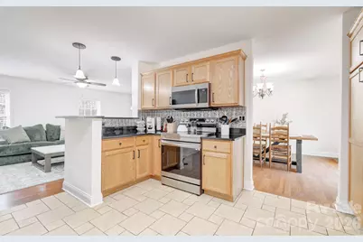 122 Loggers Run, Hendersonville, NC 28739 - Photo 17