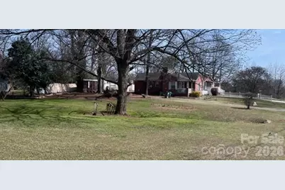 3724 Alabama Avenue, Charlotte, NC 28216 - Photo 13