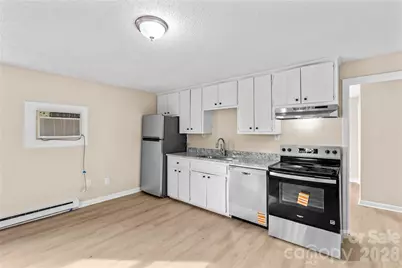 126 W Thomas Street, Troutman, NC 28166 - Photo 17