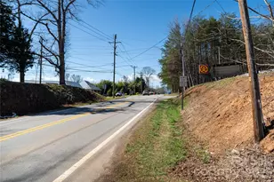 525 E Mills St, Columbus, NC 28722 - Photo 29