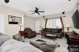 15531 Lakepoint Forest Dr, Charlotte, NC 28278 - Photo 7