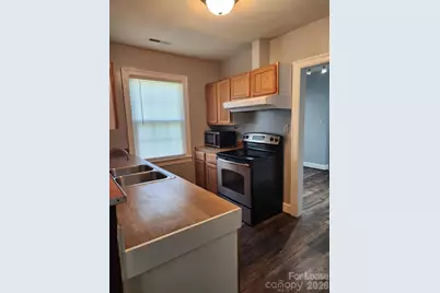 3024 Parkway Avenue, Charlotte, NC 28208 - Photo 5