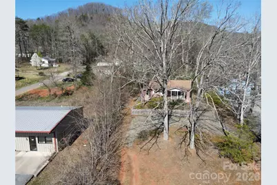 525 E Mills Street E, Columbus, NC 28722 - Photo 35