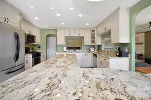 308 Lakeview Dr, Deep Gap, NC 28618 - Photo 27