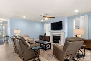 1813 Top Flight Dr, Indian Trail, NC 28079 - Photo 5