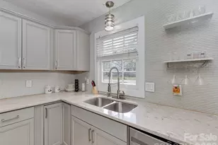 8540 Stoneface Rd, Charlotte, NC 28214 - Photo 9