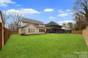 1527 St George St, Charlotte, NC 28205 - Photo 3