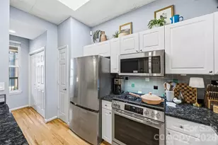 405 W 7th St, Charlotte, NC 28202 - Photo 7