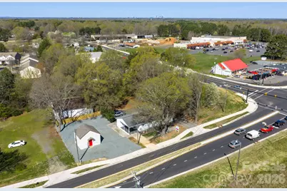 4620 Potter Road, Matthews, NC 28104 - Photo 3