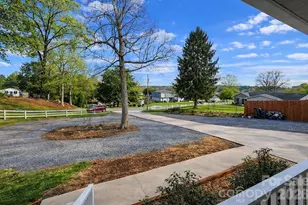 805 Edgewater Dr, Belmont, NC 28012 - Photo 7