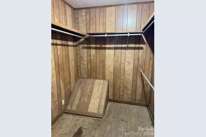 80 English Street, Spruce Pine, NC 28777 - Photo 9