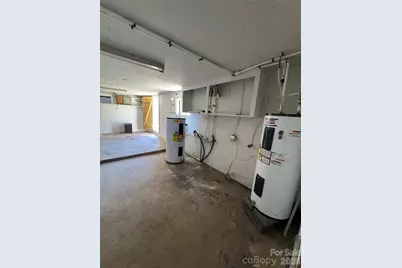 80 English Street, Spruce Pine, NC 28777 - Photo 23