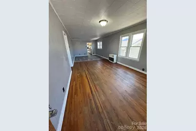 80 English Street, Spruce Pine, NC 28777 - Photo 3