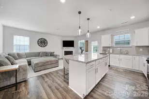 164 N Hill Ln, Troutman, NC 28166 - Photo 3