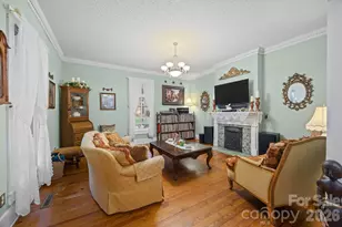 229 N Race St, Statesville, NC 28677 - Photo 9