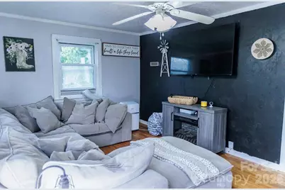 119 Collins Avenue, Forest City, NC 28043 - Photo 9