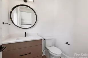 1436 Queens Rd W, Charlotte, NC 28207 - Photo 37