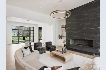 1436 Queens Road W, Charlotte, NC 28207 - Photo 15