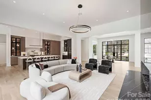 1436 Queens Rd W, Charlotte, NC 28207 - Photo 17