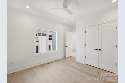 1436 Queens Road W, Charlotte, NC 28207 - Photo 33