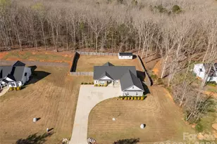 2577 Craig Farm Rd, Lancaster, SC 29720 - Photo 17