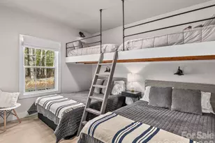 2201 Bulling Creek Rd, Penrose, NC 28766 - Photo 27