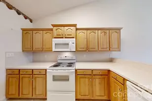 3870 Sage Ct, Denver, NC 28037 - Photo 9