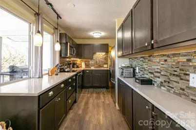 7 N Delano Road, Asheville, NC 28805 - Photo 27