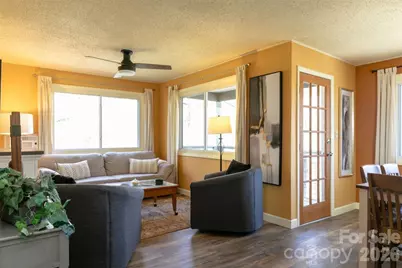 7 N Delano Road, Asheville, NC 28805 - Photo 9