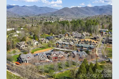 2 E Market Street, Black Mountain, NC 28711 - Photo 1