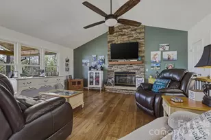 2761 Hemlock Ct, Nebo, NC 28761 - Photo 15