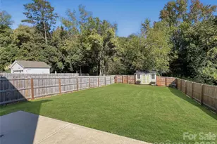 2817 Shamrock Dr, Charlotte, NC 28205 - Photo 9