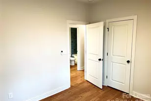 525 N Linwood Ave, Charlotte, NC 28216 - Photo 31